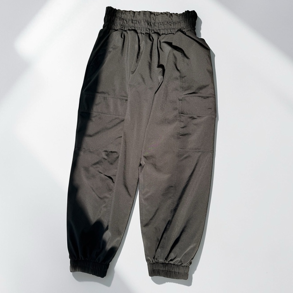Athleta girls size 7 Black Elastic Waist Pants